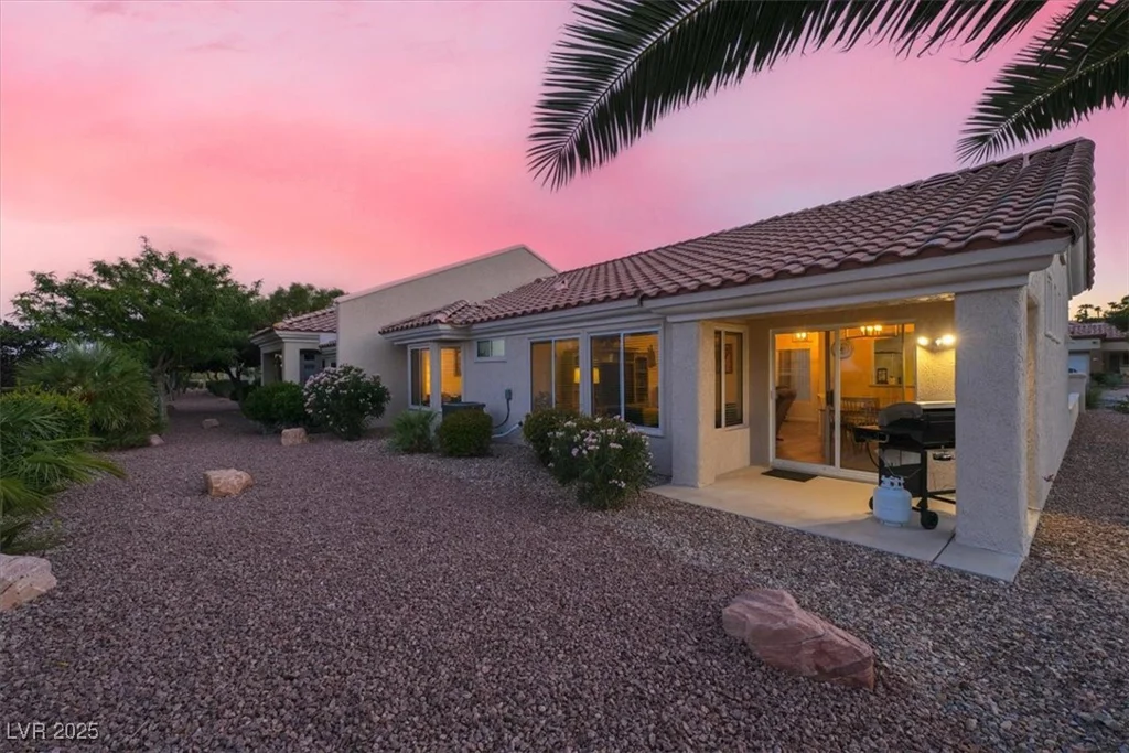 2916 Fitzroy, Las Vegas, NV 89134