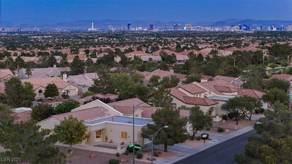 2916 Fitzroy, Las Vegas, NV 89134