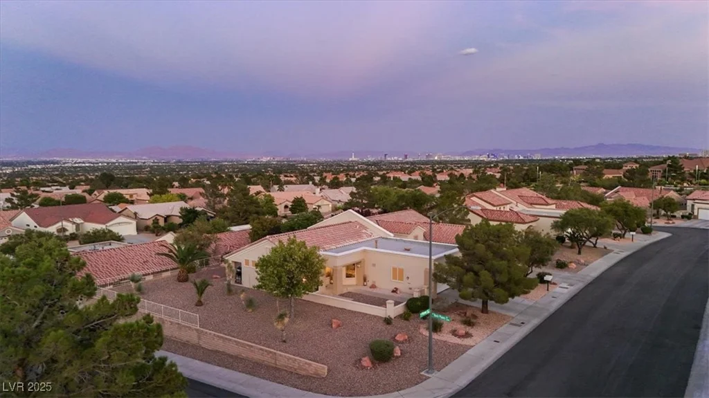 2916 Fitzroy, Las Vegas, NV 89134