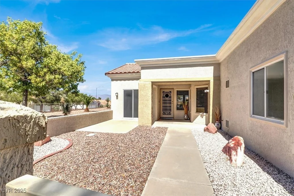 2916 Fitzroy, Las Vegas, NV 89134
