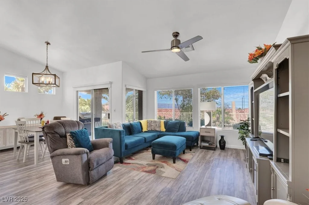 2916 Fitzroy, Las Vegas, NV 89134