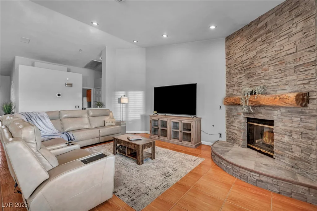 1291 Silver Wind, Henderson, NV 89052