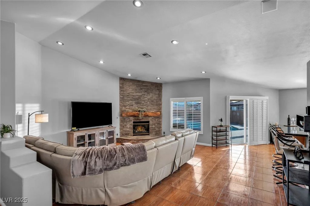 1291 Silver Wind, Henderson, NV 89052