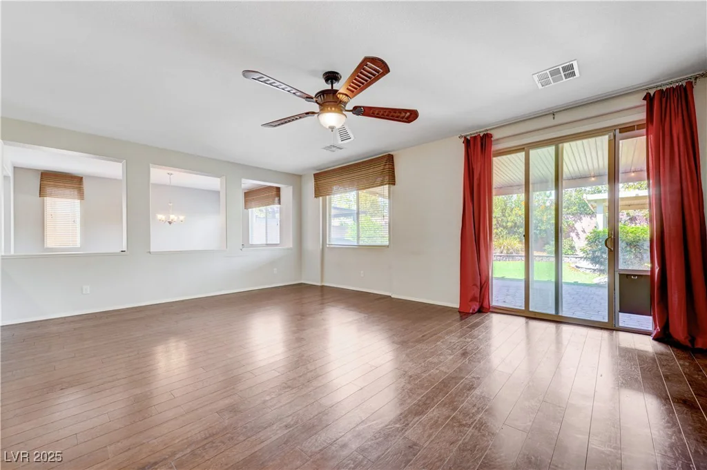 6656 Fort William, North Las Vegas, NV 89084