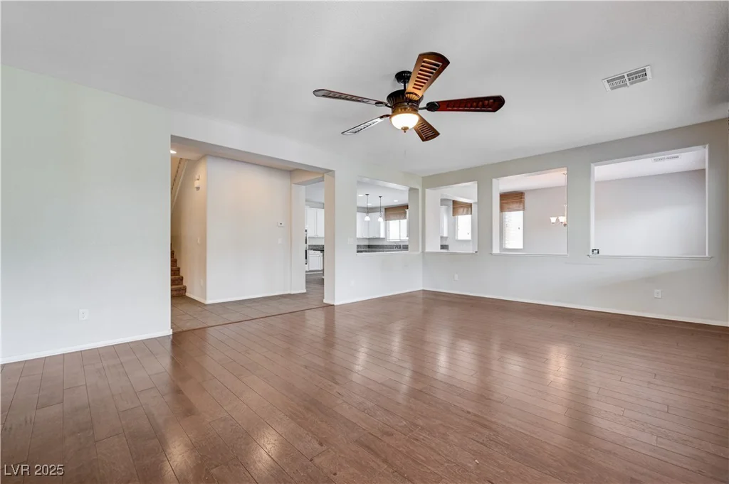 6656 Fort William, North Las Vegas, NV 89084