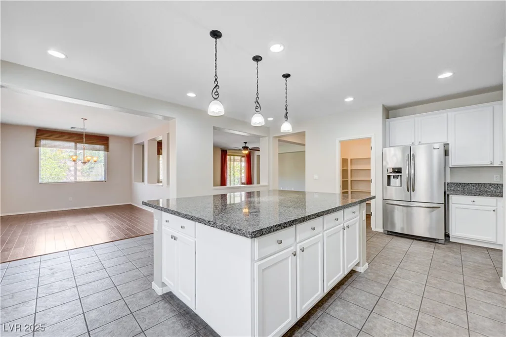 6656 Fort William, North Las Vegas, NV 89084