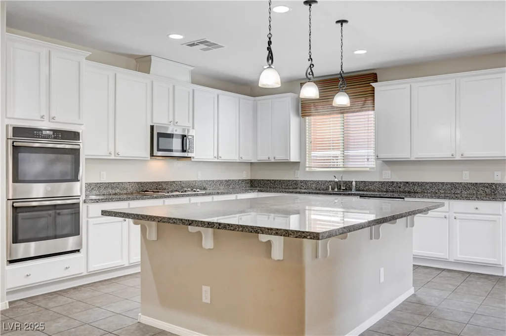 6656 Fort William, North Las Vegas, NV 89084