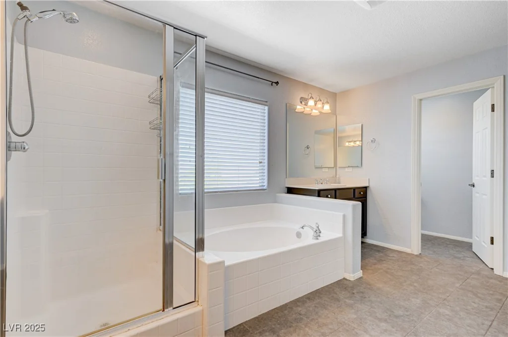 6656 Fort William, North Las Vegas, NV 89084
