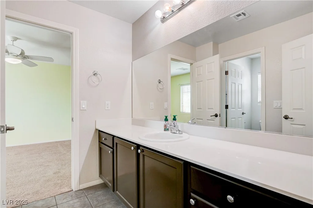 6656 Fort William, North Las Vegas, NV 89084