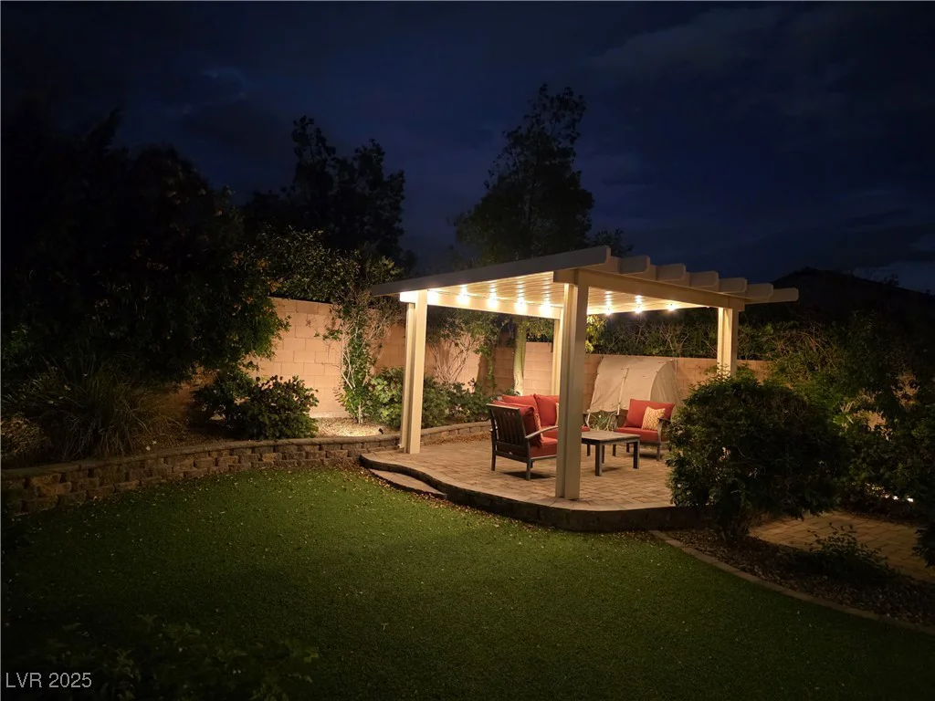 6656 Fort William, North Las Vegas, NV 89084