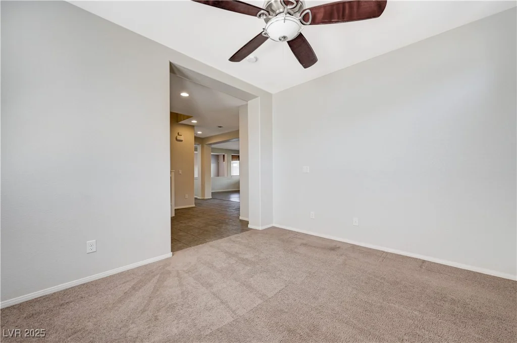 6656 Fort William, North Las Vegas, NV 89084