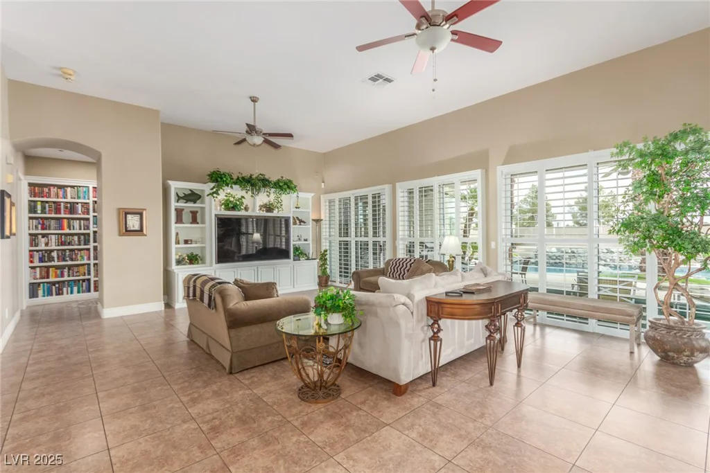 7816 Sandy Eagle, Las Vegas, NV 89129