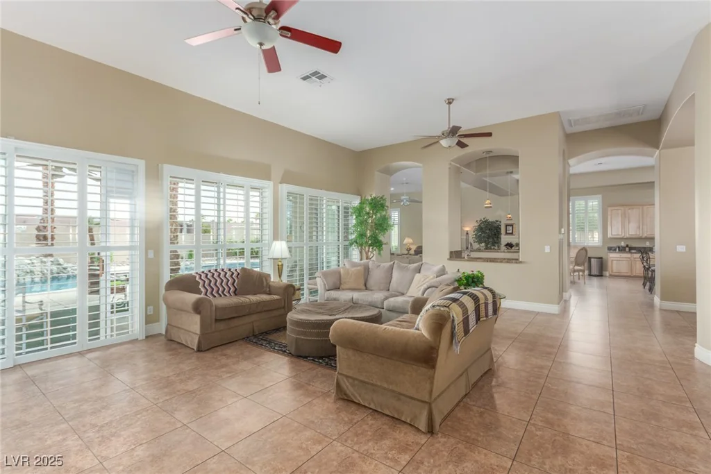 7816 Sandy Eagle, Las Vegas, NV 89129
