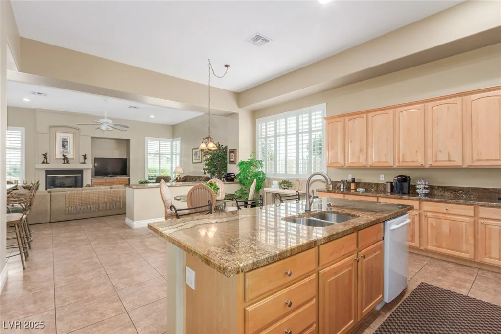7816 Sandy Eagle, Las Vegas, NV 89129
