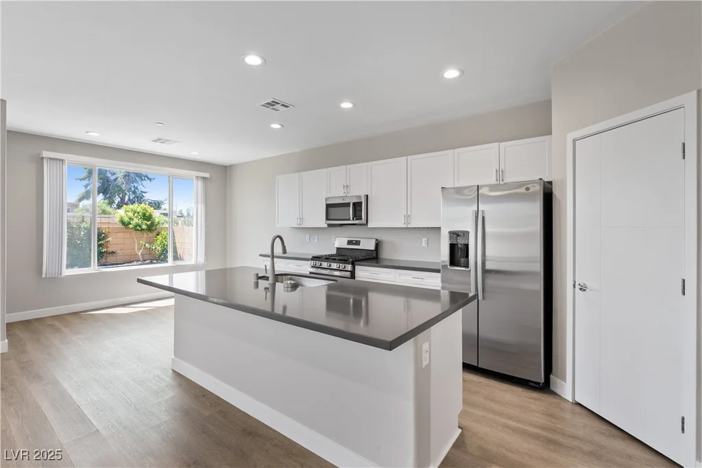 4219 Wales Green, Las Vegas, NV 89110