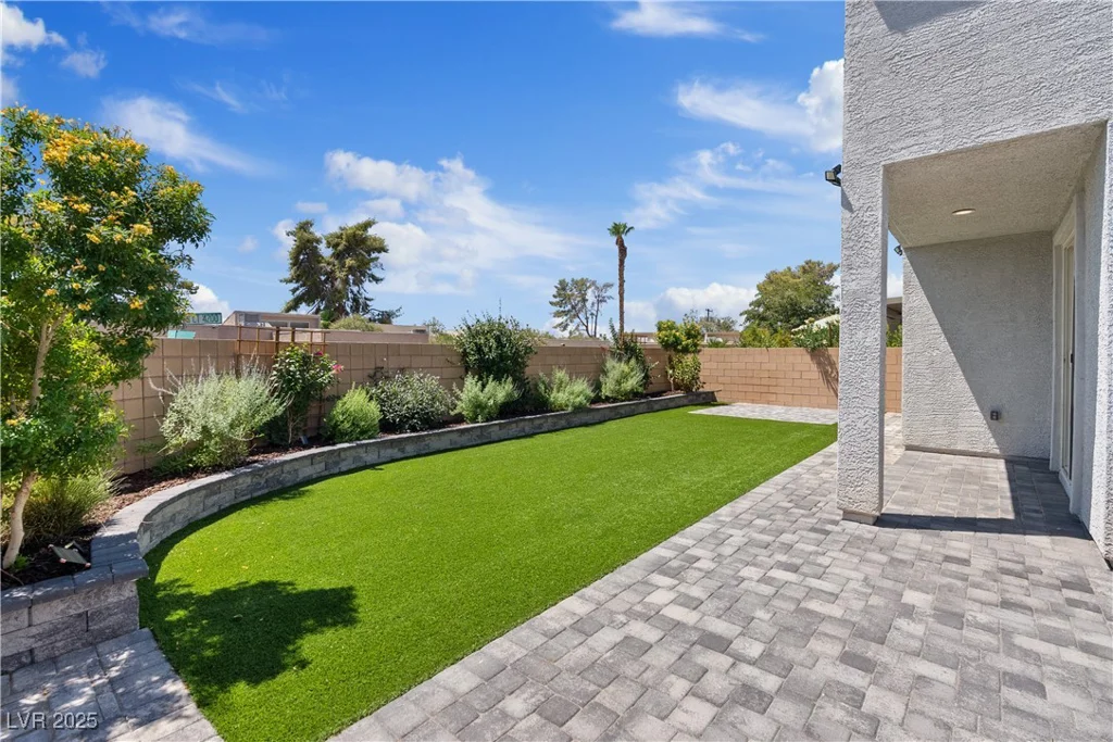 4219 Wales Green, Las Vegas, NV 89110