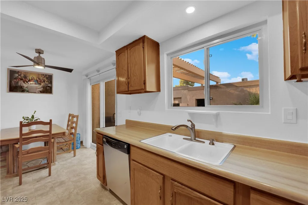 3383 Matvay, Las Vegas, NV 89121