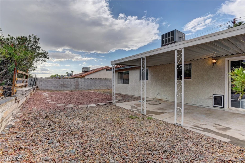 392 Dooley, Henderson, NV 89015