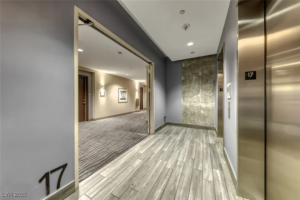 200 Hoover, Las Vegas, NV 89101