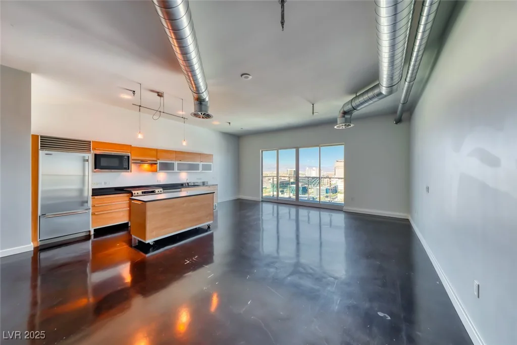 200 Hoover, Las Vegas, NV 89101
