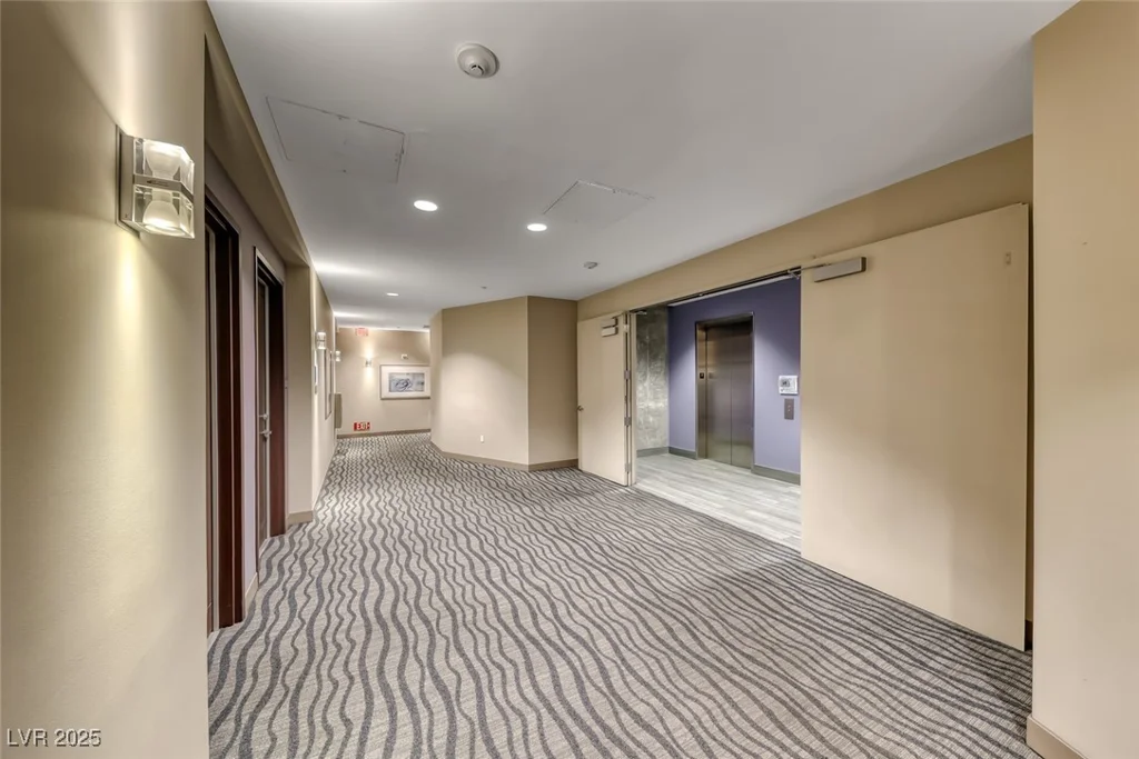 200 Hoover, Las Vegas, NV 89101