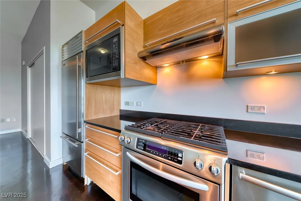 200 Hoover, Las Vegas, NV 89101