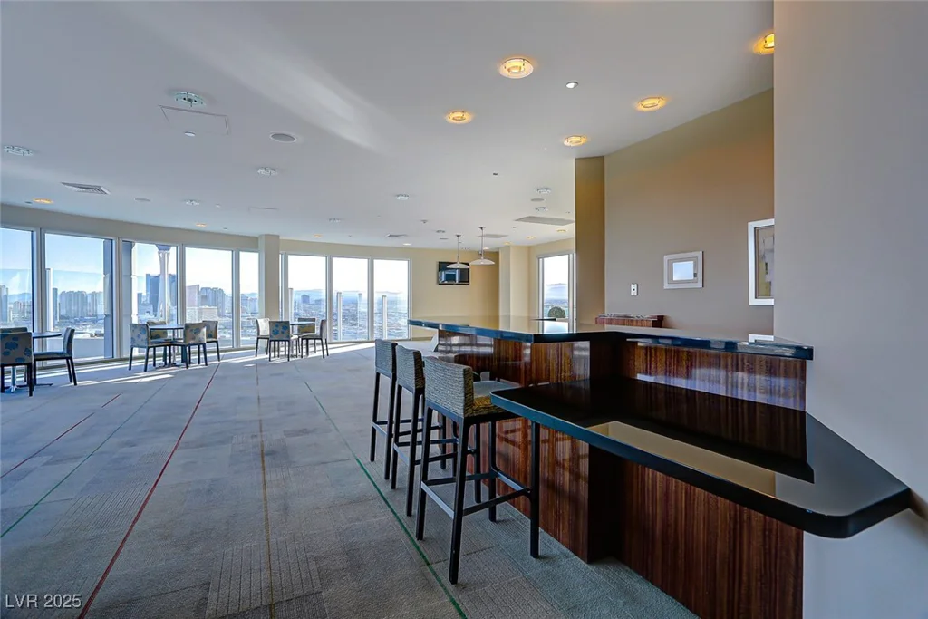 200 Hoover, Las Vegas, NV 89101