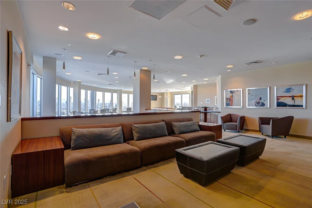 200 Hoover, Las Vegas, NV 89101