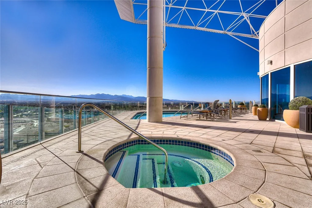 200 Hoover, Las Vegas, NV 89101