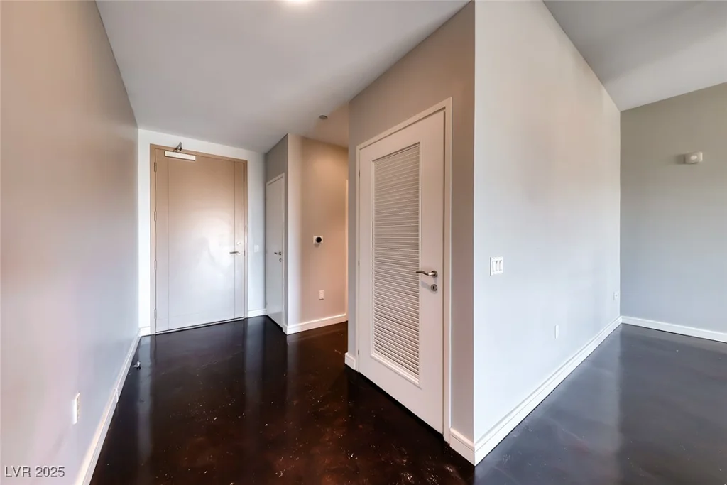 200 Hoover, Las Vegas, NV 89101