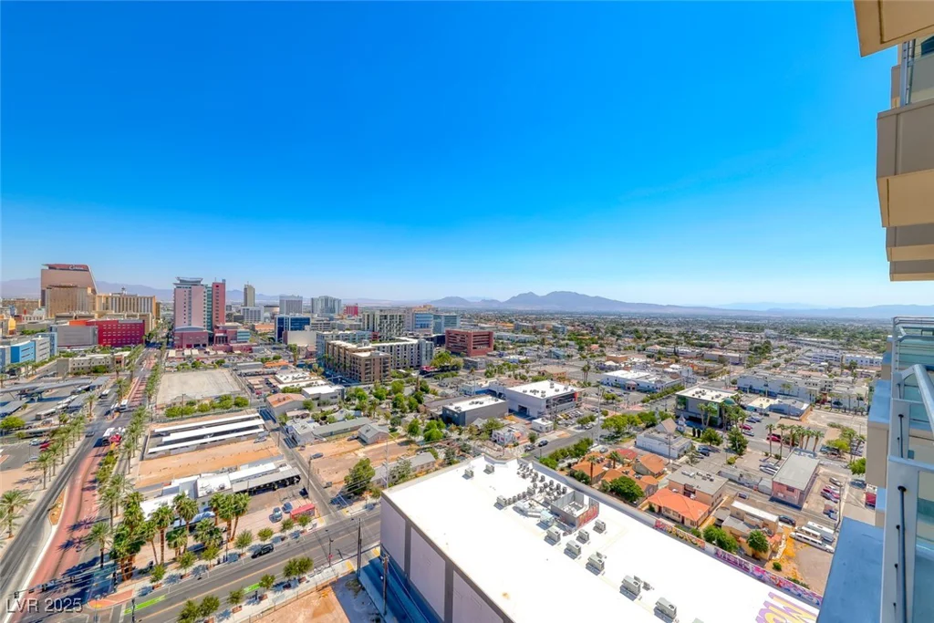 200 Hoover, Las Vegas, NV 89101