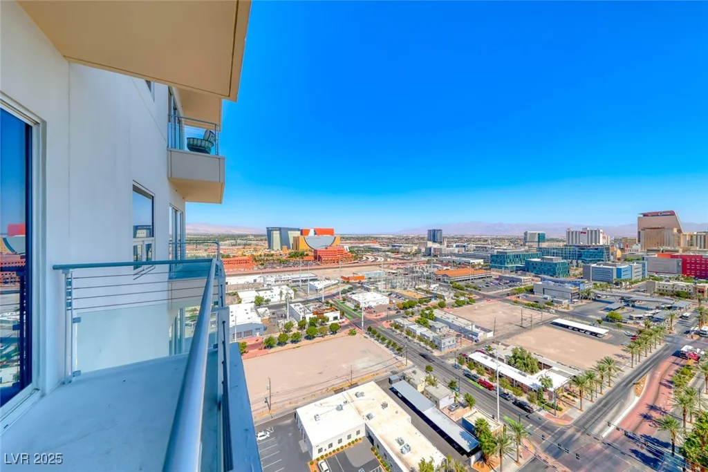200 Hoover, Las Vegas, NV 89101