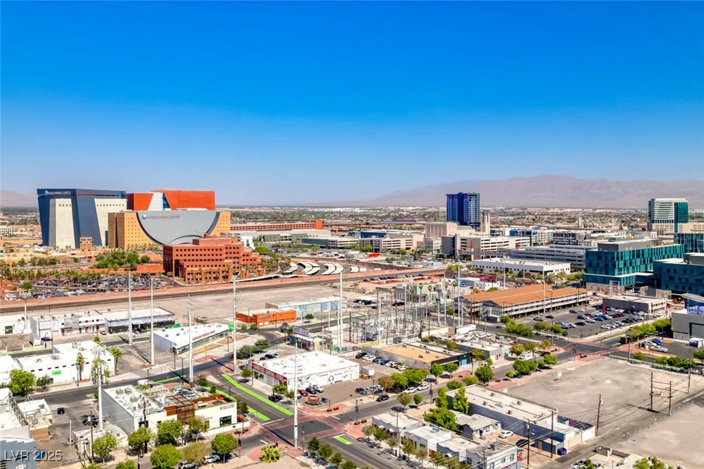 200 Hoover, Las Vegas, NV 89101