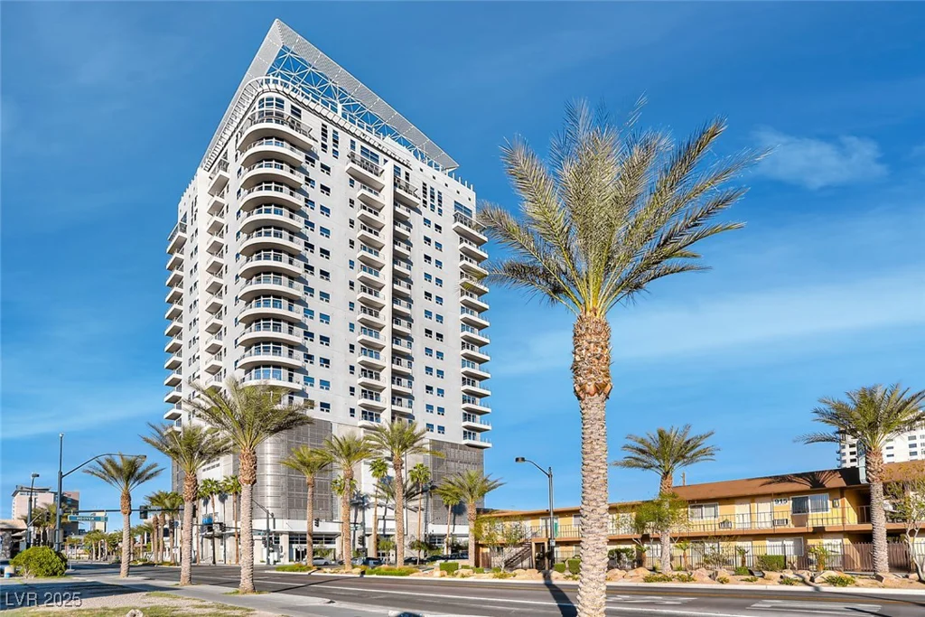 200 Hoover, Las Vegas, NV 89101