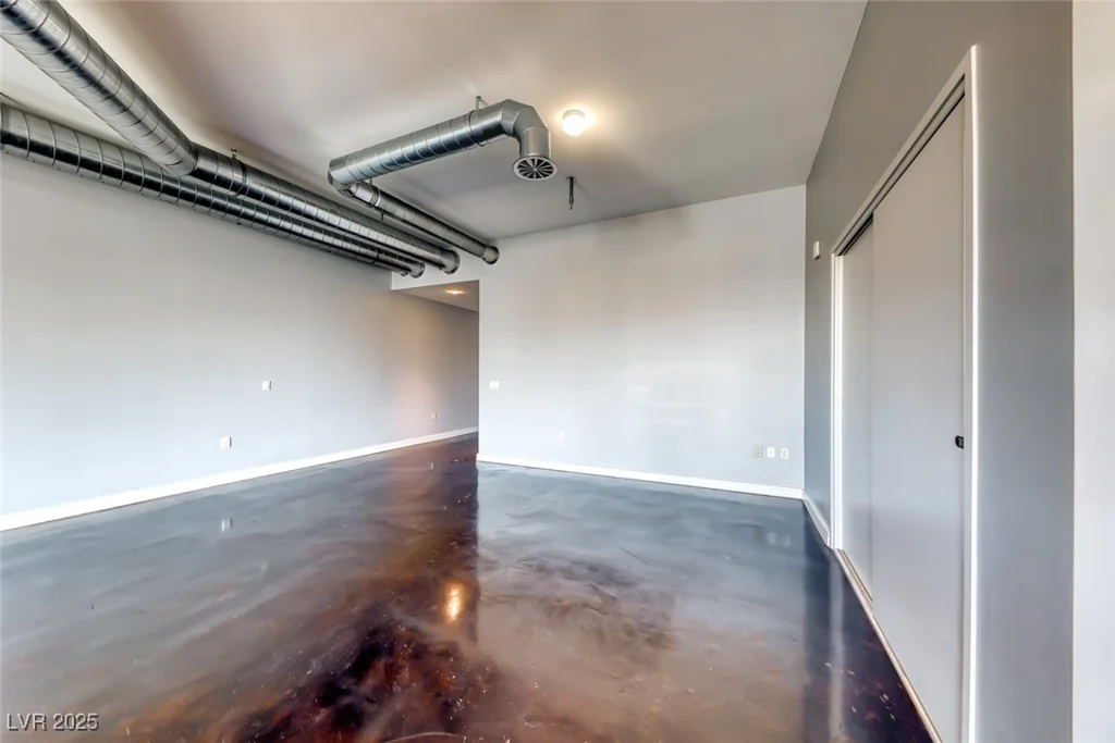 200 Hoover, Las Vegas, NV 89101