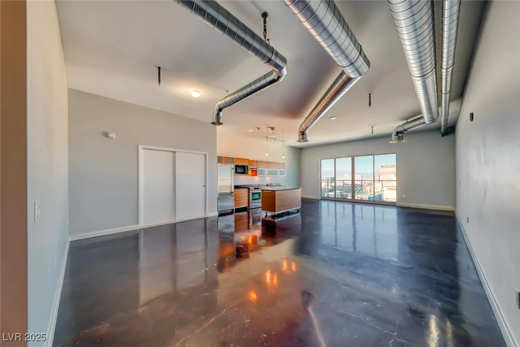 200 Hoover, Las Vegas, NV 89101