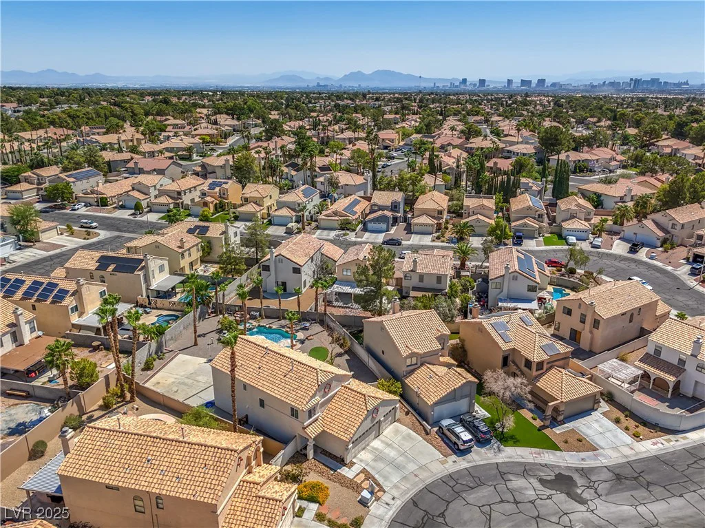9520 Wooden Pier, Las Vegas, NV 89117