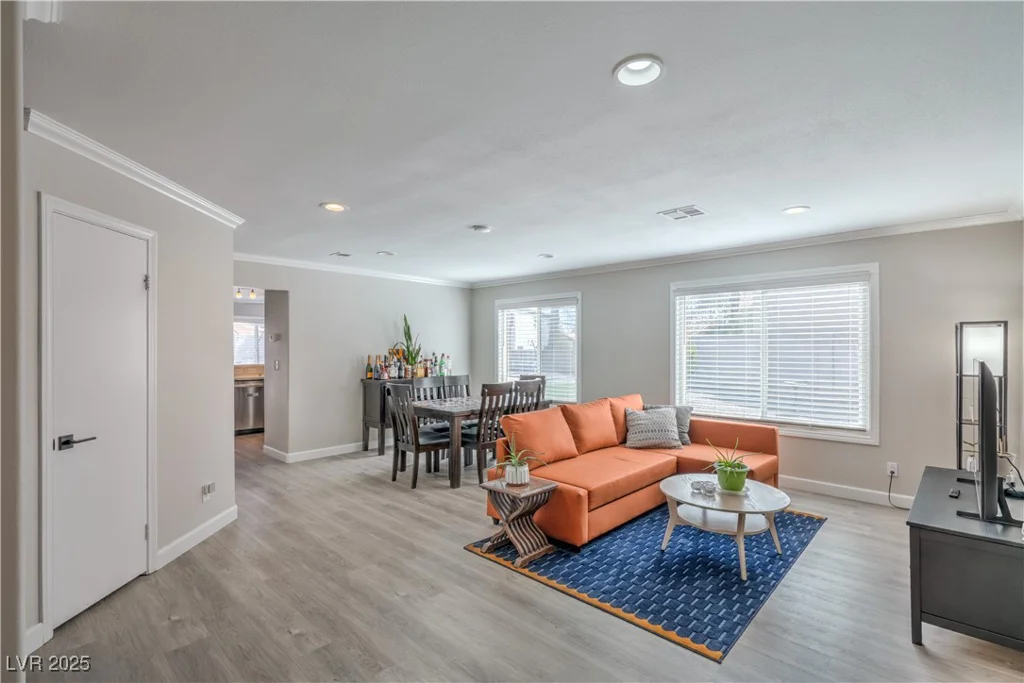 9520 Wooden Pier, Las Vegas, NV 89117