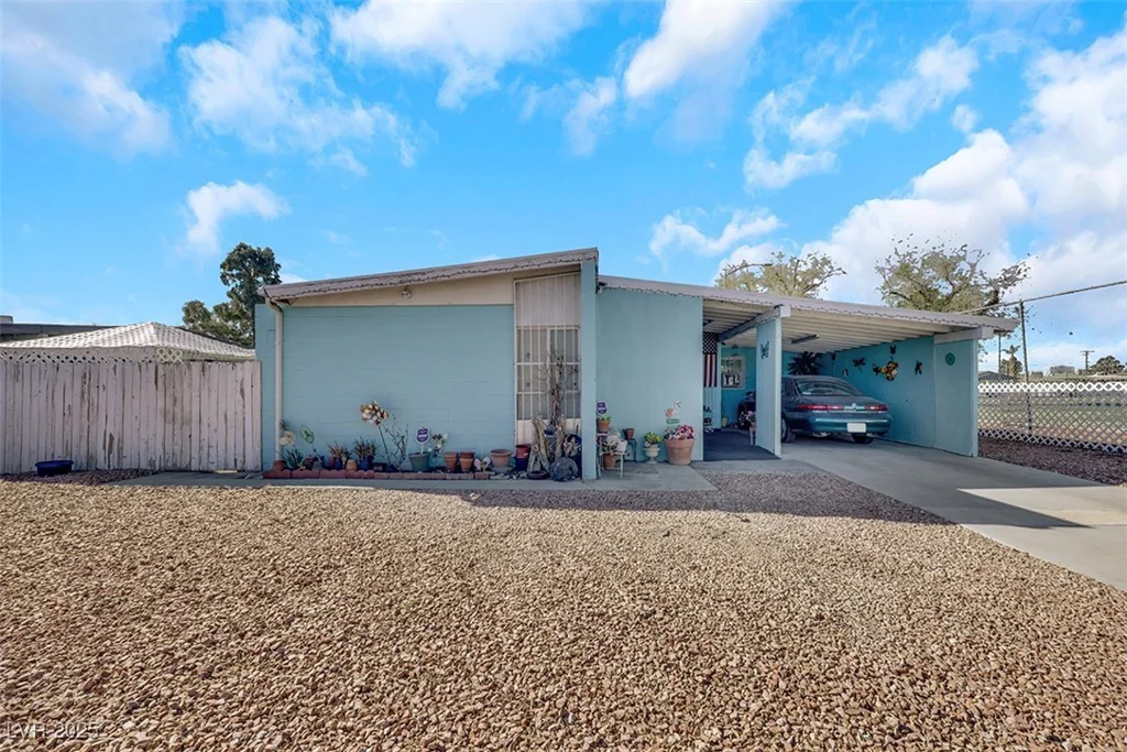 2621 Tonopah, North Las Vegas, NV 89030