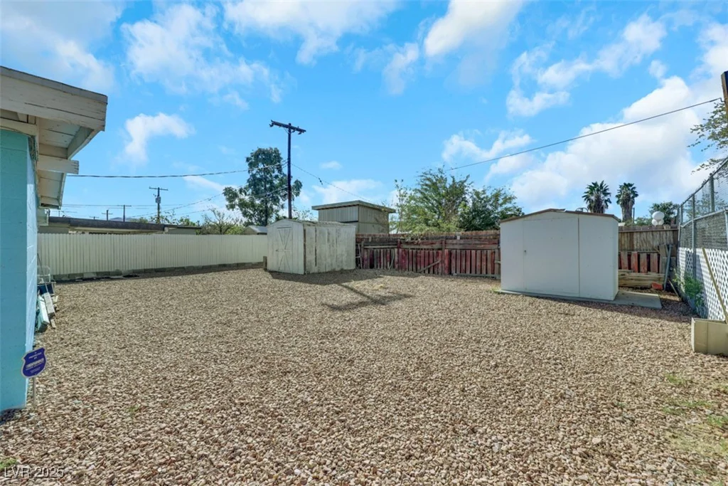 2621 Tonopah, North Las Vegas, NV 89030