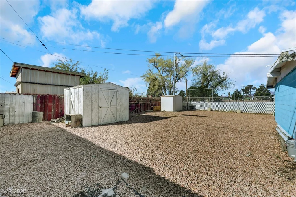 2621 Tonopah, North Las Vegas, NV 89030