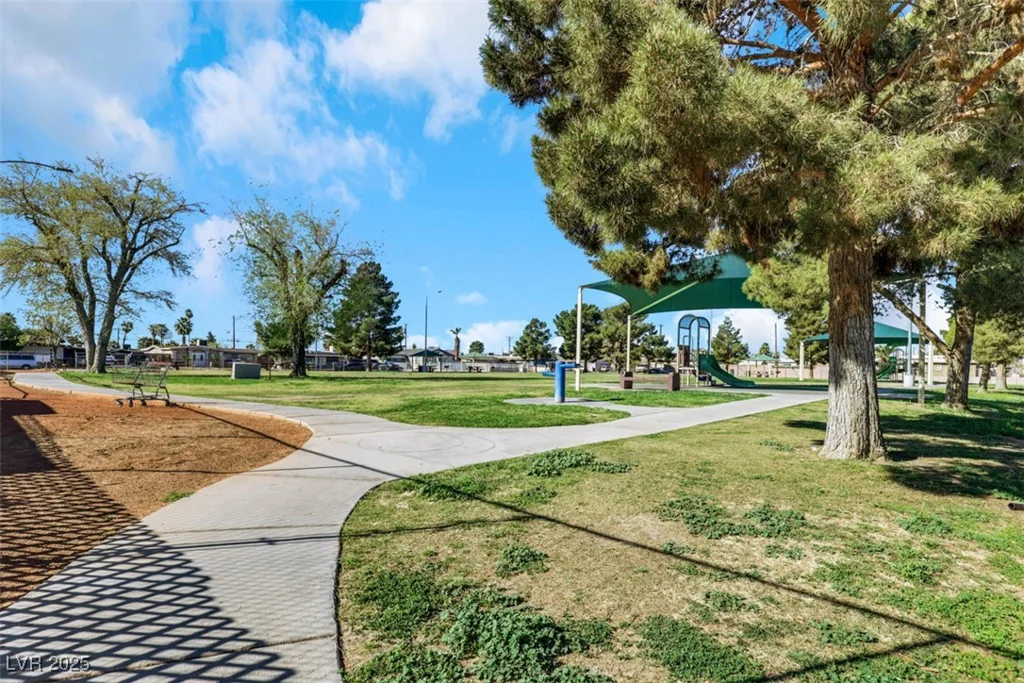 2621 Tonopah, North Las Vegas, NV 89030