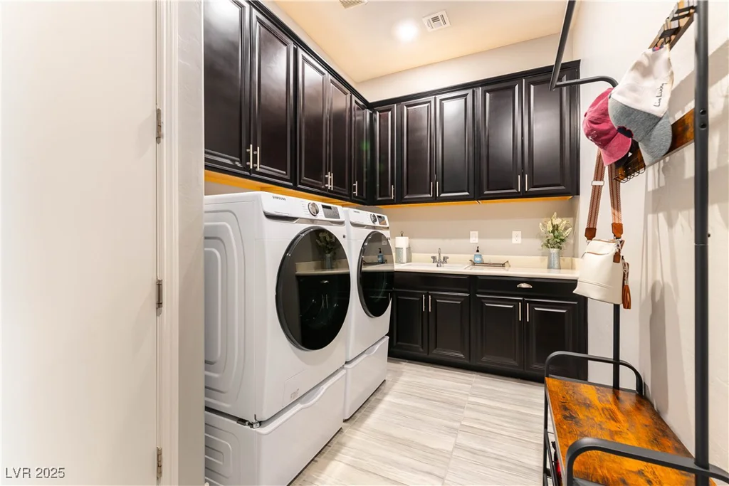 664 Otter Brook, Henderson, NV 89011