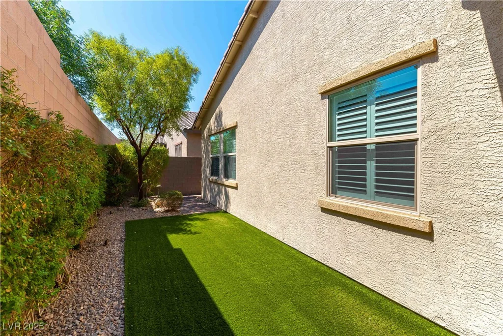 664 Otter Brook, Henderson, NV 89011