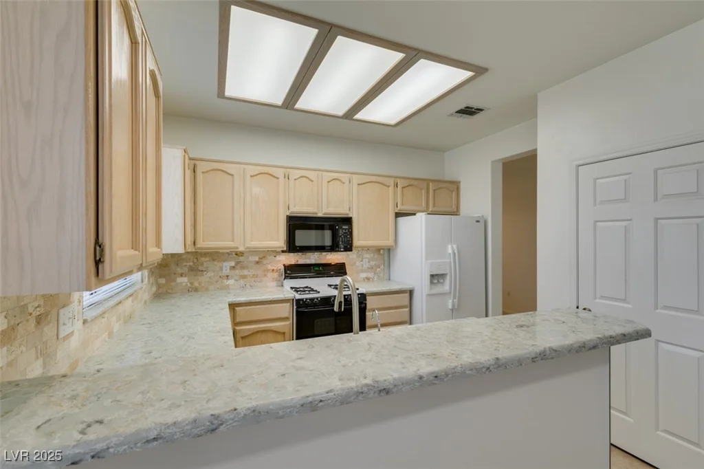 429 Vinewood, Henderson, NV 89012