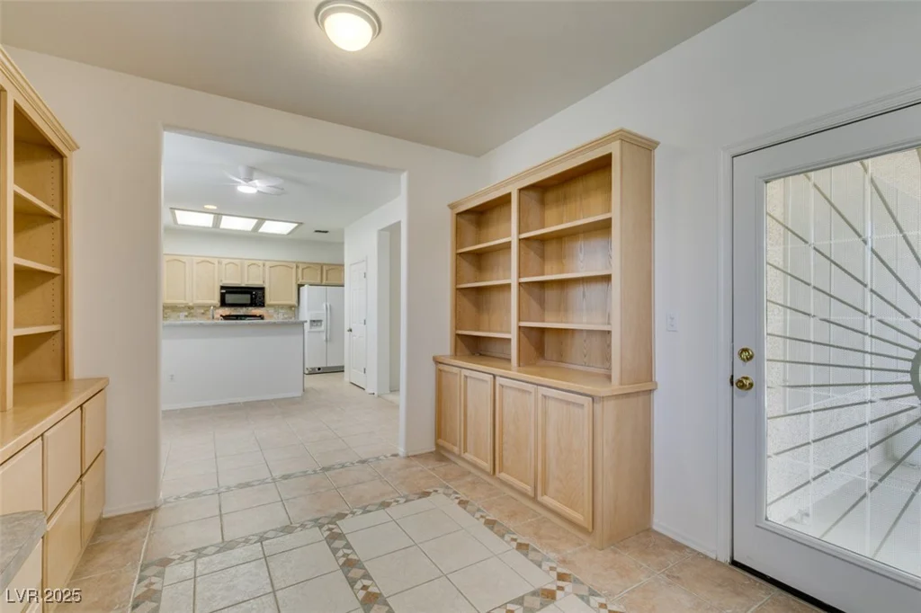 429 Vinewood, Henderson, NV 89012