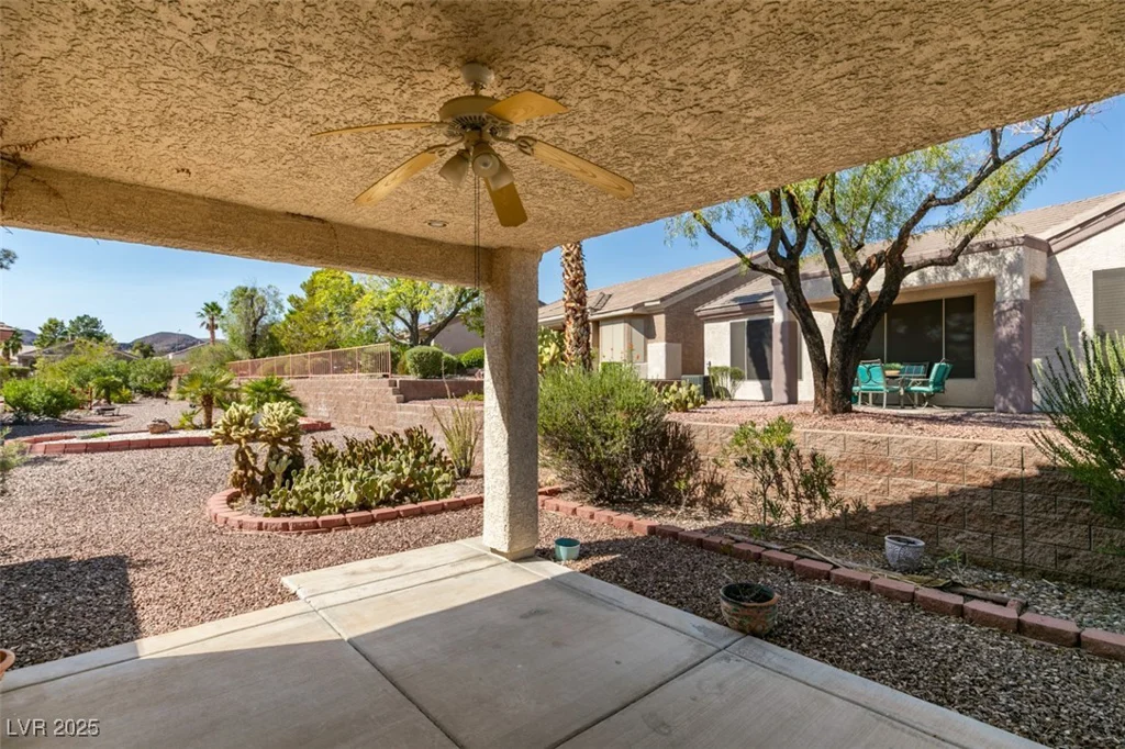 429 Vinewood, Henderson, NV 89012