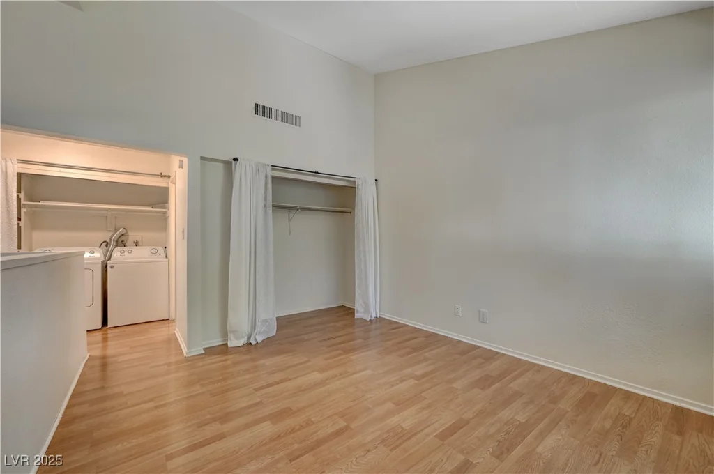 4770 Topaz, Las Vegas, NV 89121