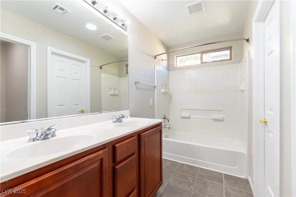 9613 Sharp Horn, Las Vegas, NV 89149