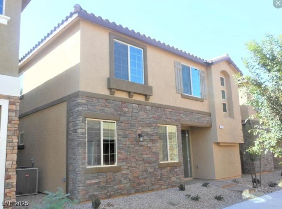 6176 Scarlet Leaf, Las Vegas, NV 89148